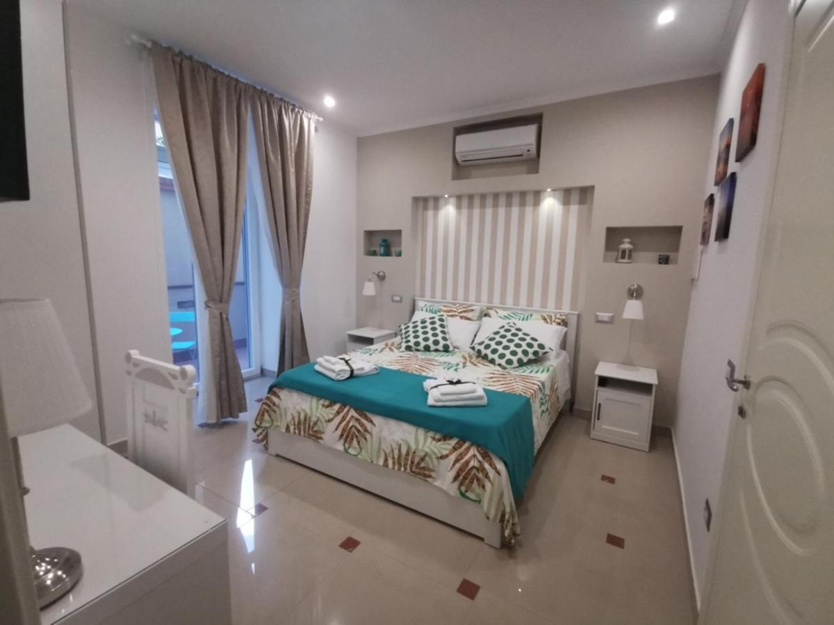 Le Stanze Di Eli E Gio Bed & Breakfast Castellammare di Stabia Exterior photo
